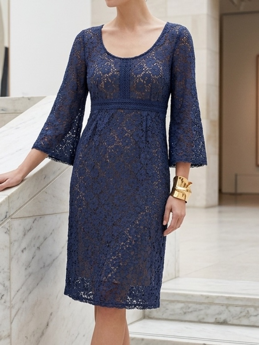 Laundry by Shelli Segal Navy Blue Floral Lace Bell Sleeve Sheath‎ Dress Size 12